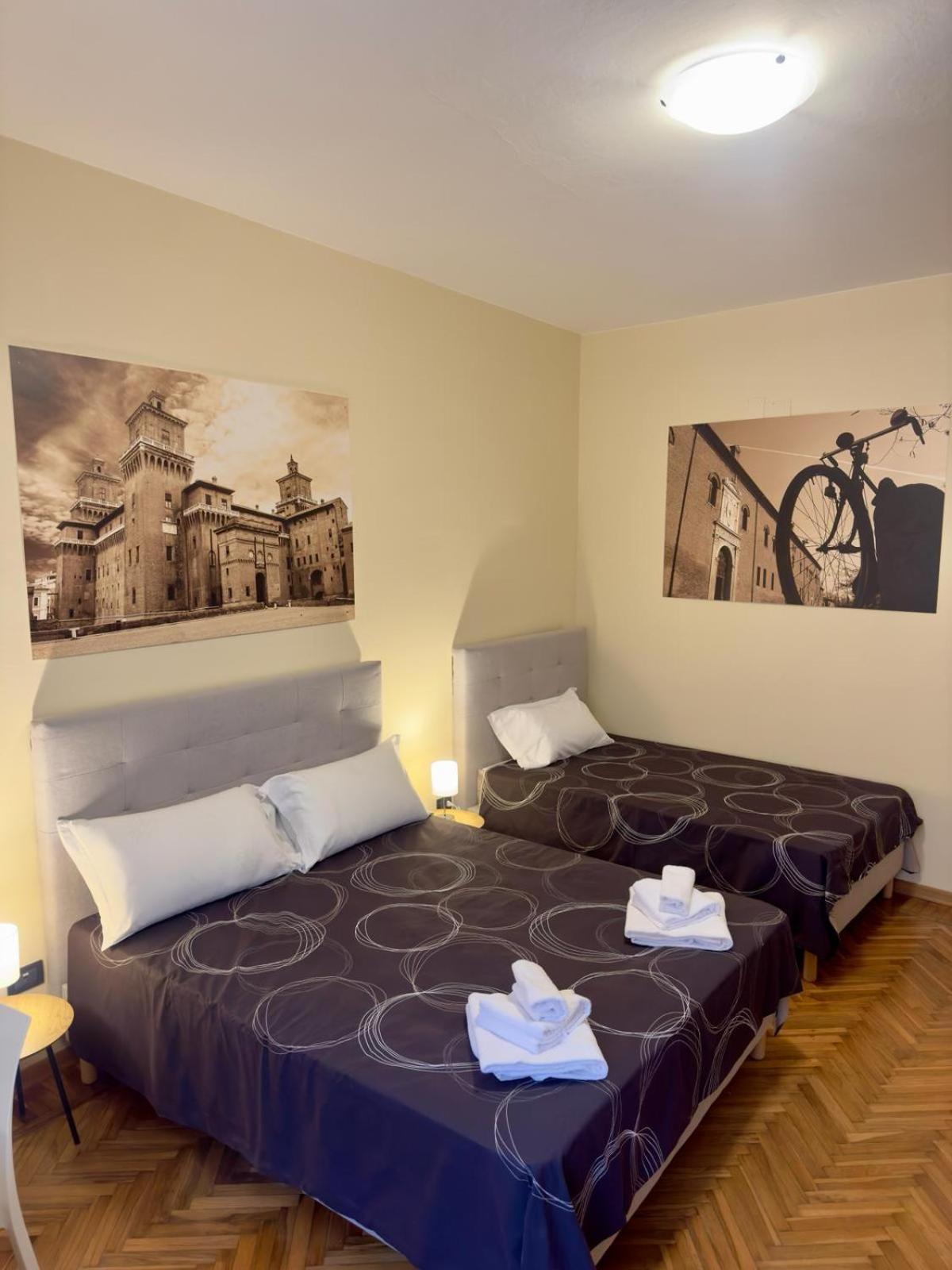 Cameracafe Ferrara Bagian luar foto