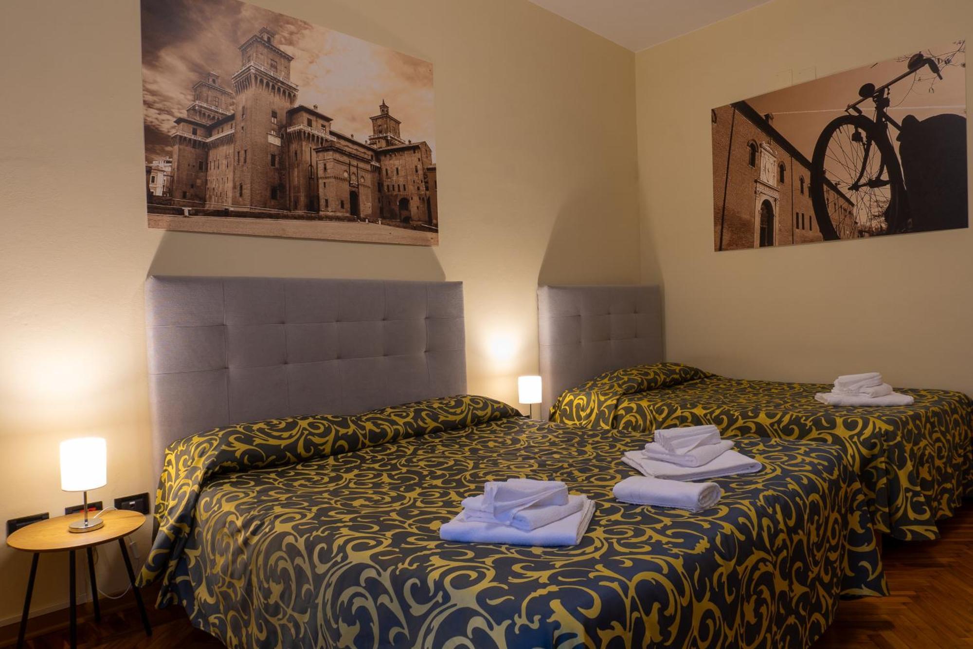 Cameracafe Ferrara Bagian luar foto